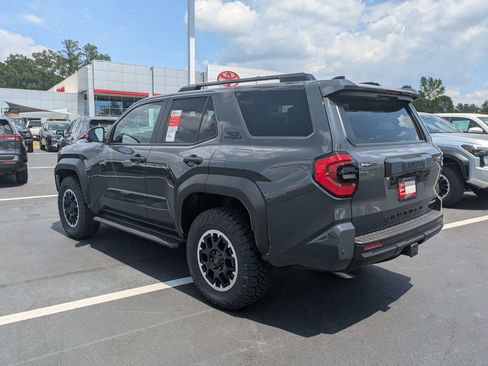 New 2026 Toyota 4Runner TRD Off-Road Premium AWD/4WD image 7