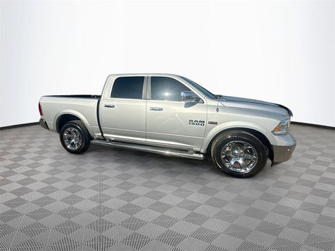 Used 2018 RAM 1500 Laramie image 5