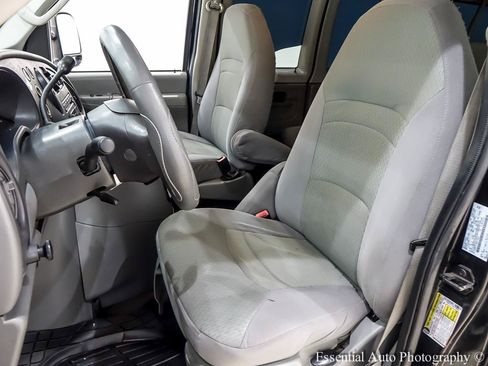 Used 2008 Ford E-350 and Econoline 350 Extended Wagon Super Duty RWD image 7