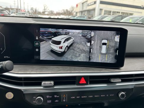 Used 2025 Kia Sorento SX Prestige w/ Sage Leather Package image 60