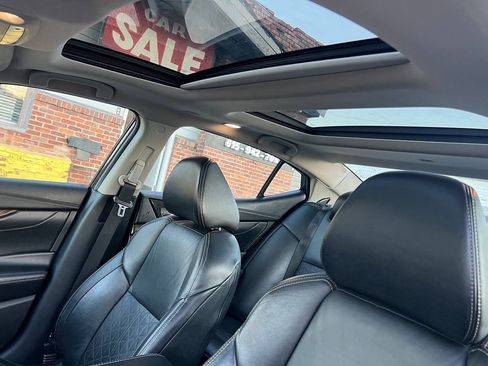 Used 2017 Nissan Maxima Platinum w/ Medallion Package image 24