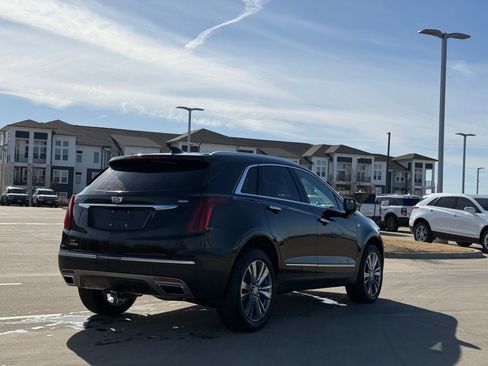 Used 2025 Cadillac XT5 Premium Luxury image 7