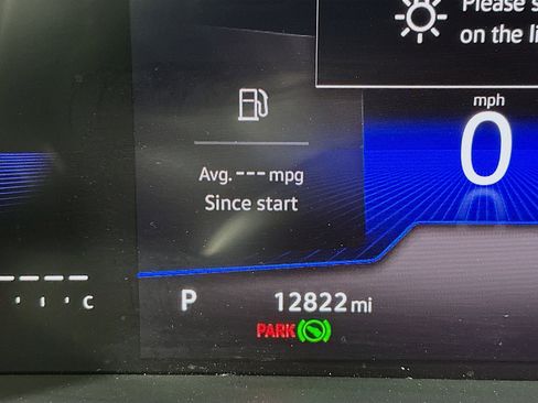 Used 2025 Volkswagen Jetta Sport image 19