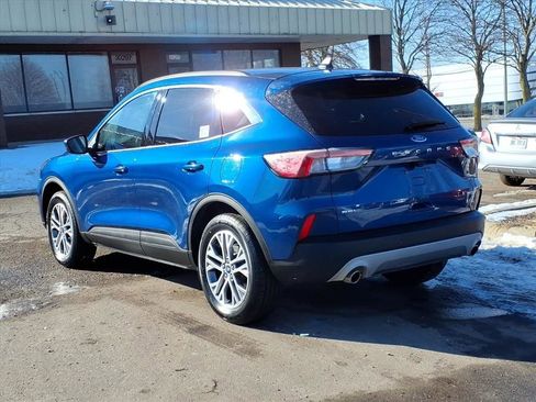 Used 2022 Ford Escape SEL image 3