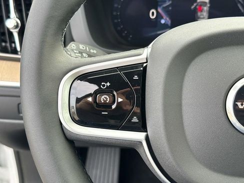 New 2026 Volvo XC60 B5 Plus w/ Climate Package image 25