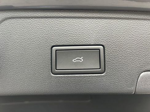 New 2026 Volkswagen Atlas Cross Sport SEL R-Line image 50