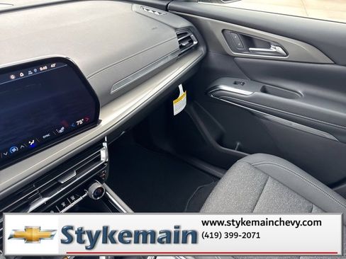 New 2026 Chevrolet Traverse LT image 45