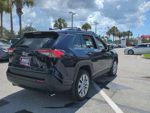 Used 2024 Toyota RAV4 XLE Premium FWD image 6