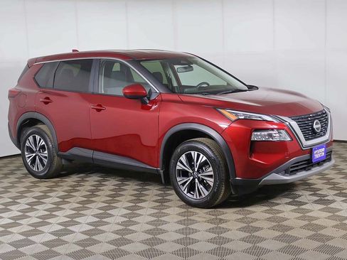 Used 2023 Nissan Rogue SV AWD/4WD image 2