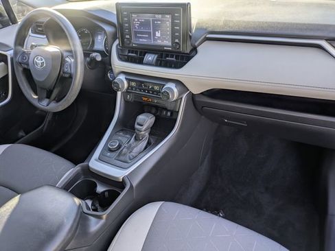 Used 2021 Toyota RAV4 XLE image 34
