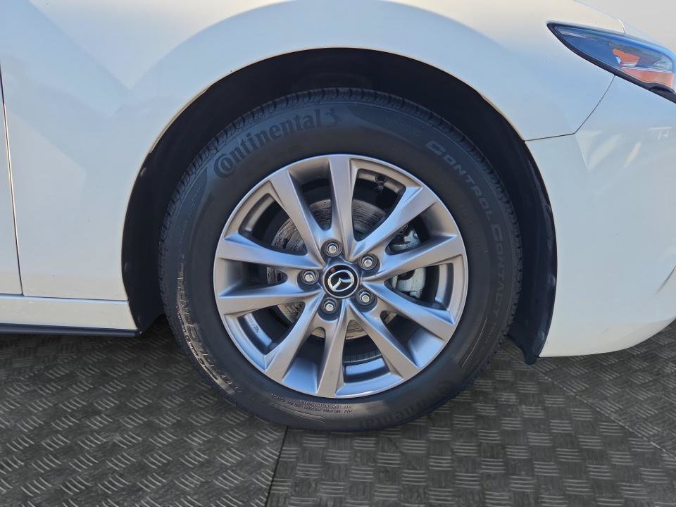 Used 2021 MAZDA MAZDA3 s FWD image 29