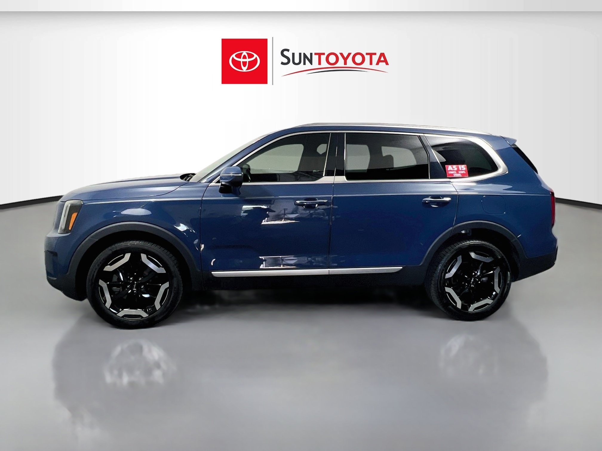 Used 2023 Kia Telluride S AWD/4WD image 7