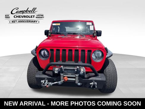 Used 2021 Jeep Wrangler Sport AWD/4WD image 9