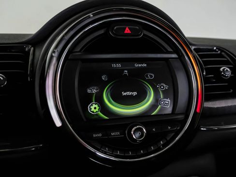 Used 2017 MINI Cooper Clubman ALL4 image 15