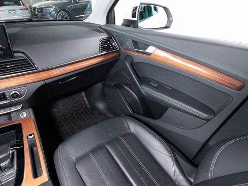 Used 2022 Audi Q5 2.0T Premium Plus image 9