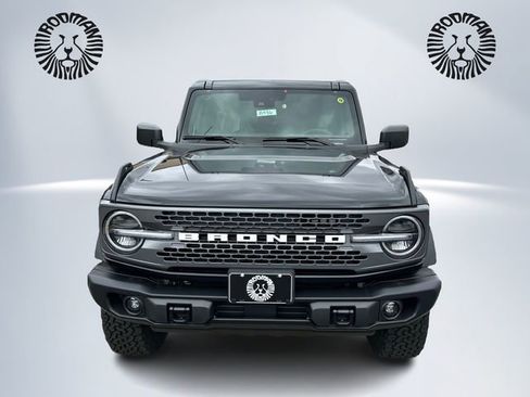 New 2025 Ford Bronco Badlands image 2