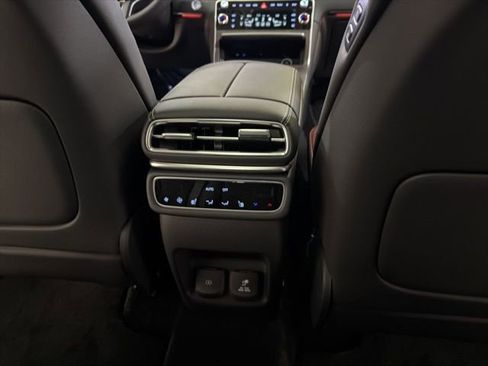 Used 2026 Genesis GV80 2.5T Prestige image 30