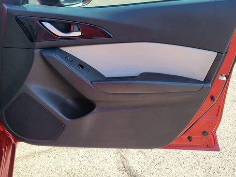 Used 2015 MAZDA MAZDA3 i Touring FWD image 18