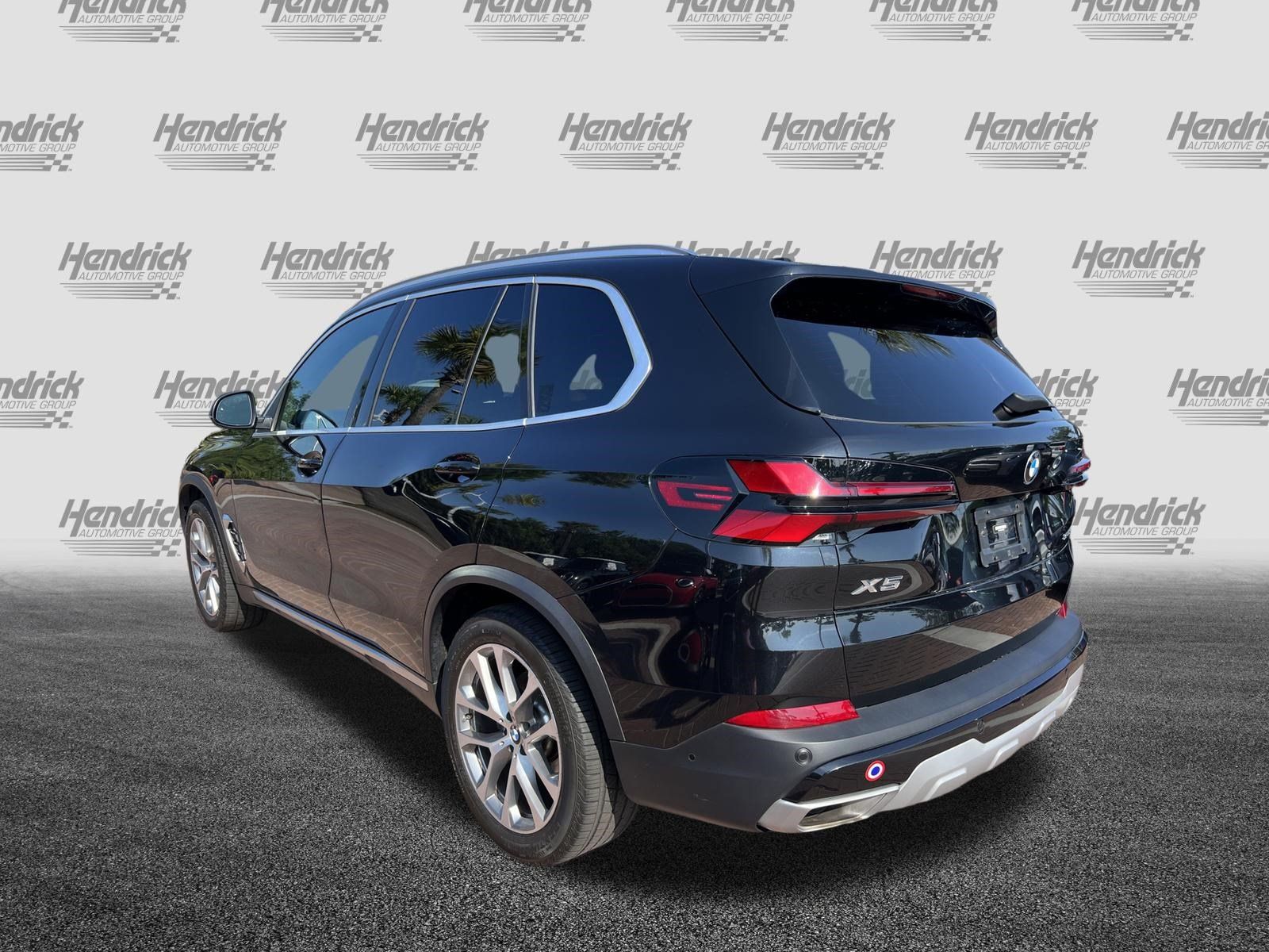 Used 2024 BMW X5 sDrive40i w/ Premium Package RWD image 8