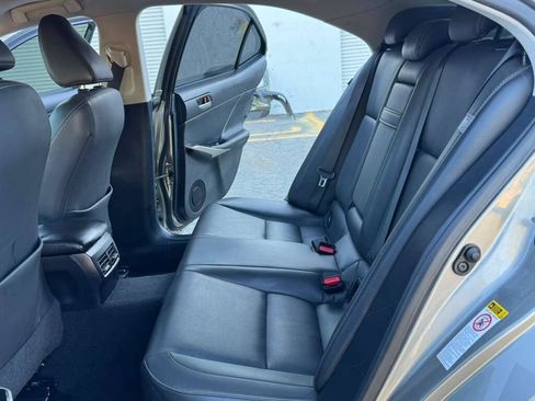 Used 2015 Lexus IS 250 w/ Navigation System Package RWD image 10