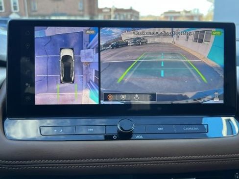 Used 2024 Nissan Rogue Platinum w/ Platinum Premium Package image 32