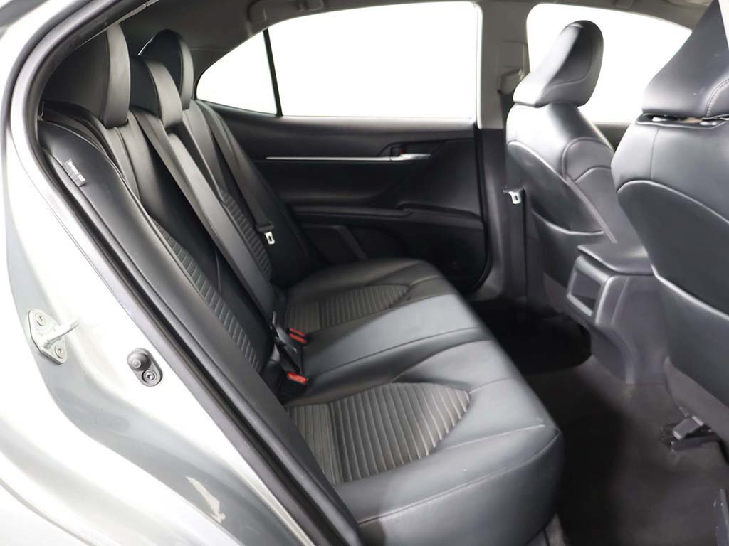 Used 2022 Toyota Camry SE FWD image 30