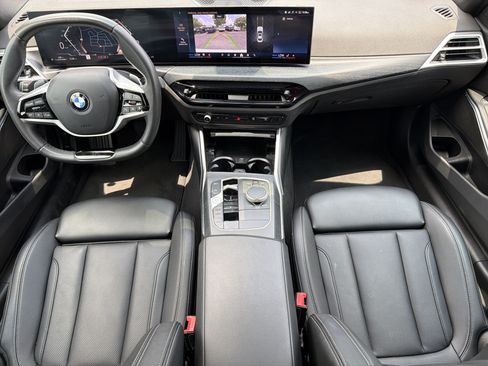 Used 2025 BMW 330i Sedan w/ Convenience Package RWD image 3