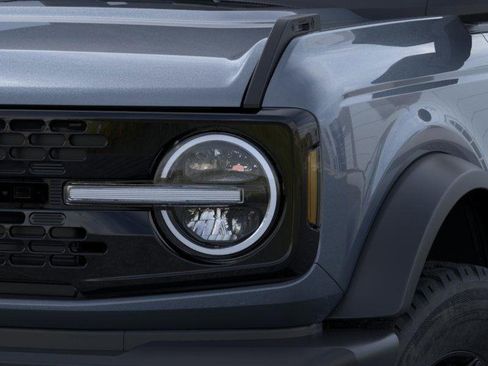 New 2025 Ford Bronco Outer Banks w/ Black Appearance Package image 20