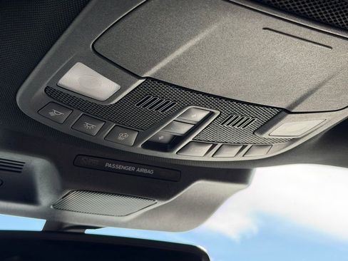 Used 2024 Ford Expedition Limited image 35