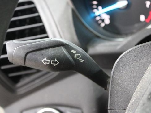 Used 2018 Ford Escape SE image 24