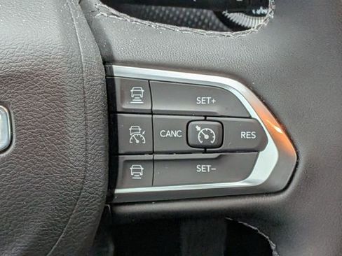 New 2026 Jeep Compass Limited image 19