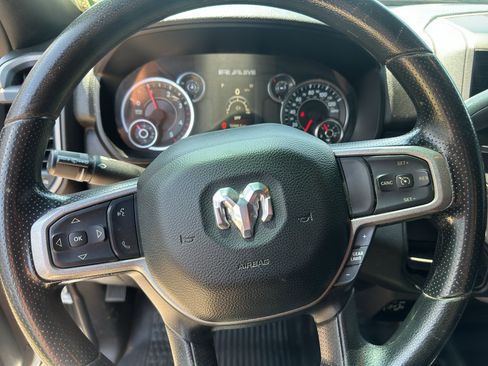 Used 2024 RAM 3500 Tradesman w/ Chrome Appearance Group AWD/4WD image 21