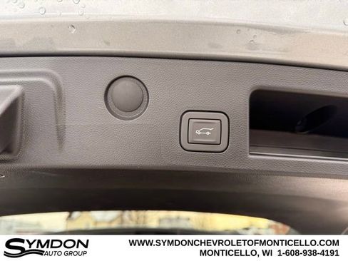 New 2026 Chevrolet Equinox RS w/ Convenience Package III image 13