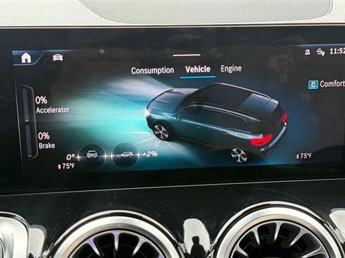 Used 2025 Mercedes-Benz GLB 250 image 26