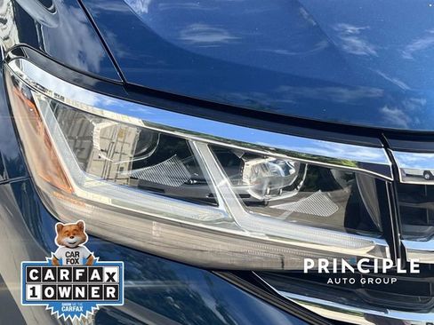 Used 2022 Volkswagen Atlas SE w/ Panoramic Sunroof Package AWD/4WD image 9