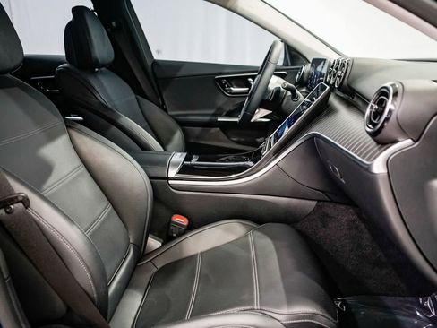 Used 2023 Mercedes-Benz C 300 Sedan image 16