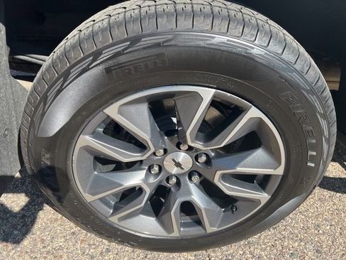 Used 2020 Chevrolet Silverado 1500 RST AWD/4WD image 16