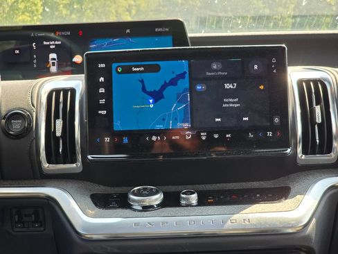 Used 2026 Ford Expedition Tremor AWD/4WD image 28