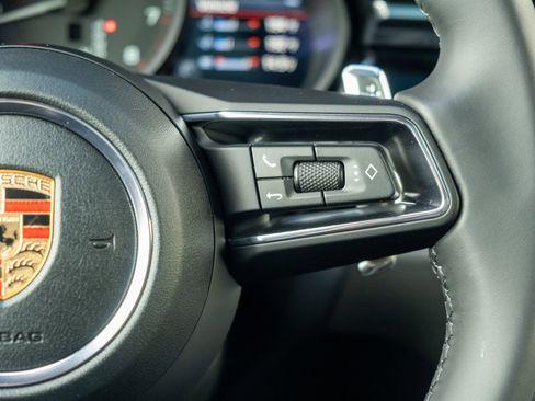 Certified 2026 Porsche Macan AWD/4WD image 26
