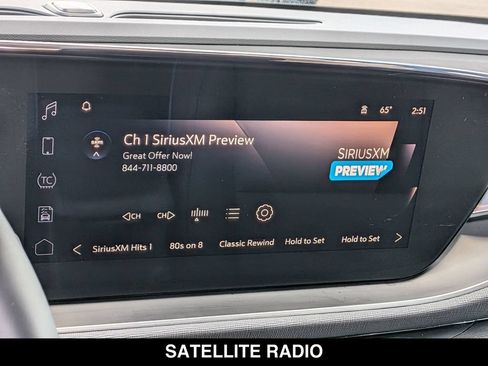 Used 2025 Buick Envista Sport Touring w/ Convenience I Package FWD image 22