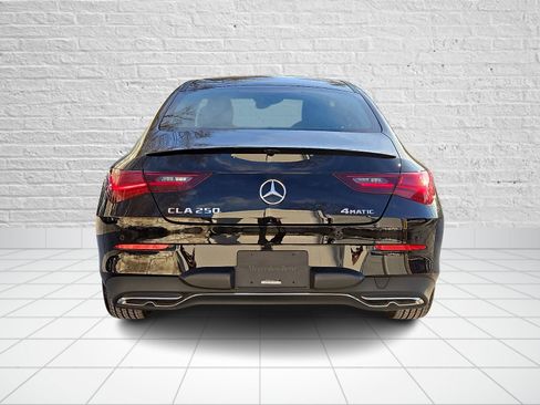 Used 2025 Mercedes-Benz CLA 250 4MATIC image 5