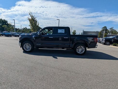 New 2025 Ford F150 Lariat w/ Equipment Group 502A High image 9