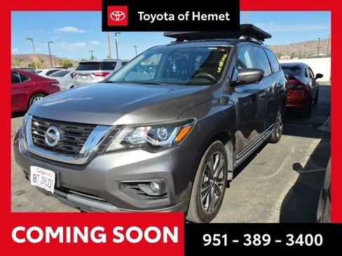 Used 2020 Nissan Pathfinder Platinum AWD/4WD image 1