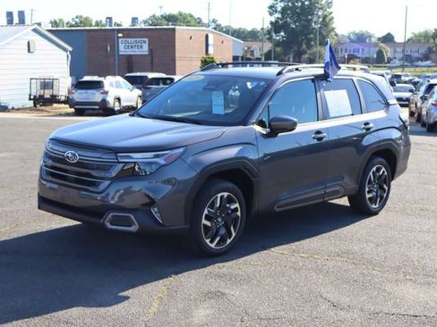 Used 2025 Subaru Forester Limited w/ Popular Package #1 AWD/4WD image 4
