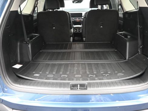 Used 2025 Kia Sorento EX AWD/4WD image 11