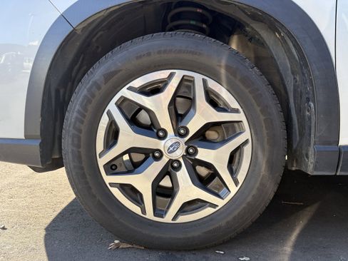 Certified 2023 Subaru Forester Premium image 12