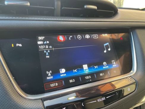 Used 2019 Cadillac XT5 AWD image 21