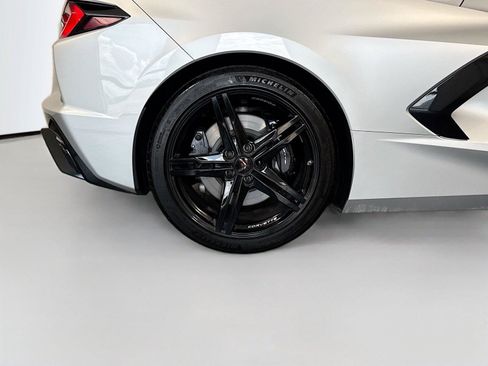 Used 2026 Chevrolet Corvette Stingray Preferred Conv w/ Z51 Performance Package RWD image 32