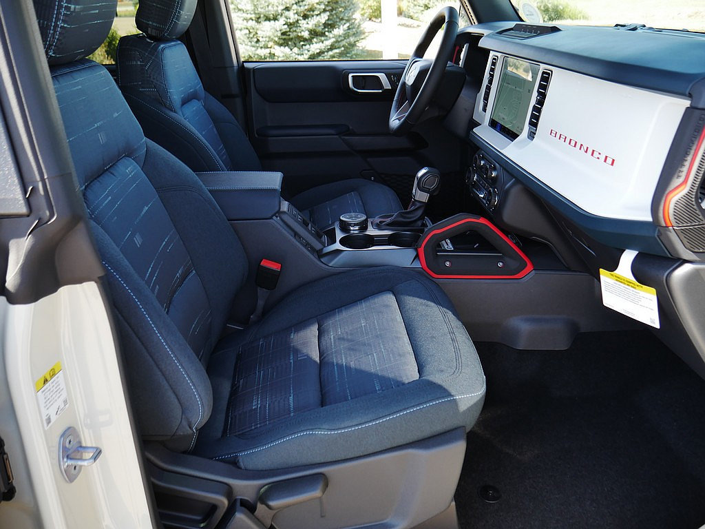 New 2026 Ford Bronco Heritage Edition AWD/4WD image 34