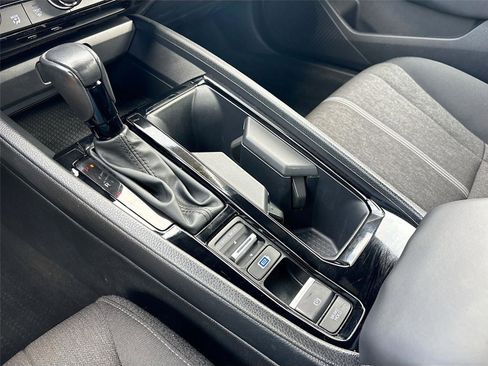 Certified 2024 Honda Accord Sport image 19